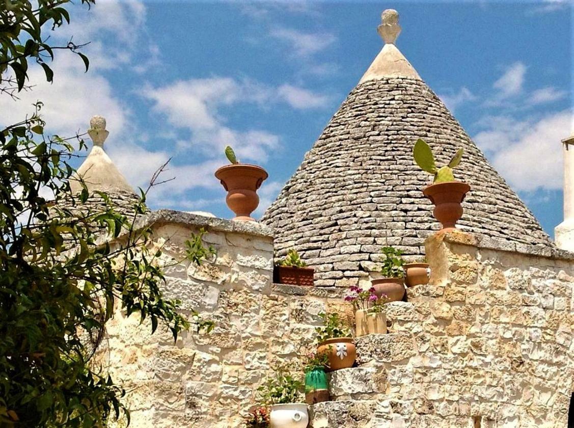 Trulli Fogliarella * Ostuni